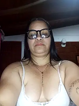 Snapshot of Sikiu_40 chatting on February 2025 04:20:01 AM Sikiu 40 online show from February 2025 04:20:01 AM