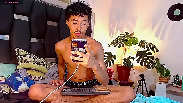 RyanRizzo online show from December 2024 12:22:02 AM