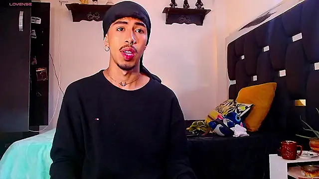 RyanRizzo online show from December 2024 07:41:02 PM