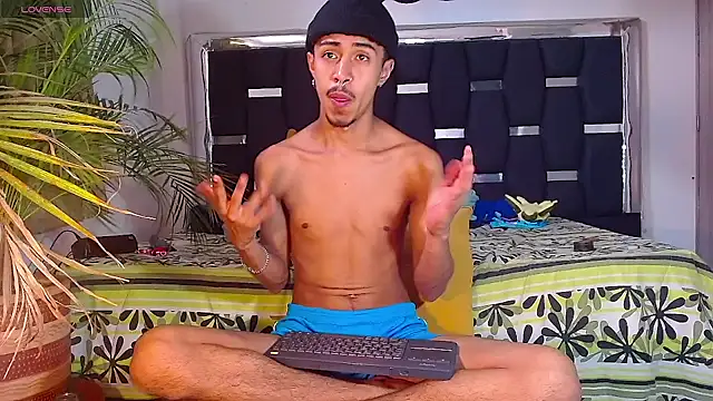 RyanRizzo online show from January 2025 09:14:02 PM