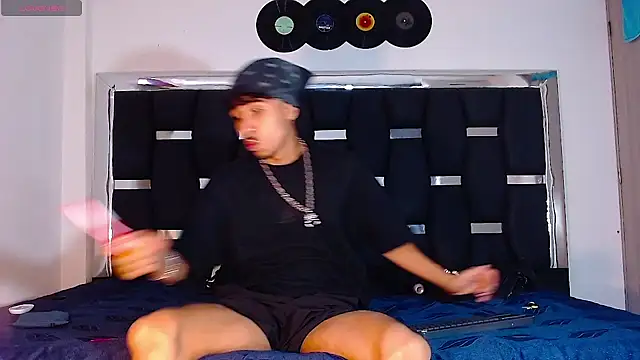 RyanRizzo online show from February 2025 07:53:01 PM