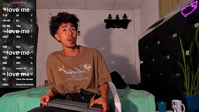 RyanRizzo online show from March 2025 05:21:02 AM