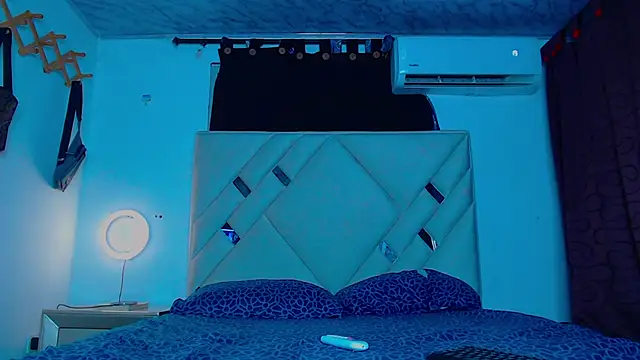 Rich boy01 online show from February 2025 02:48:02 AM