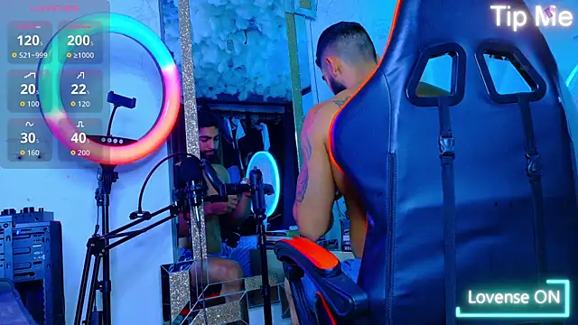 Rich boy01 online show from April 2026 06:05:01 PM