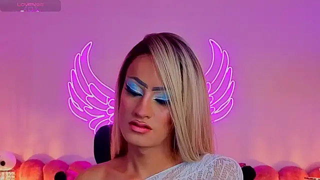  scarletmoore online show from October 2025 01:18:01 PM