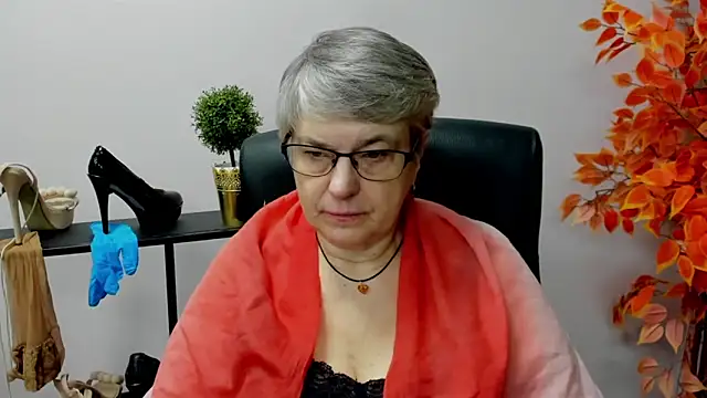 IrisDream online show from February 2025 07:18:02 AM