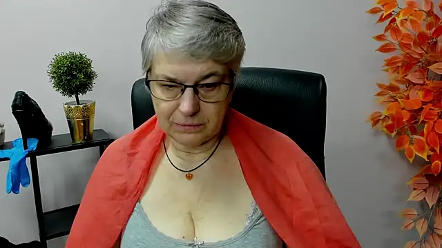 IrisDream online show from February 2025 07:24:02 AM