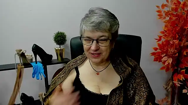 IrisDream online show from February 2025 07:24:02 AM