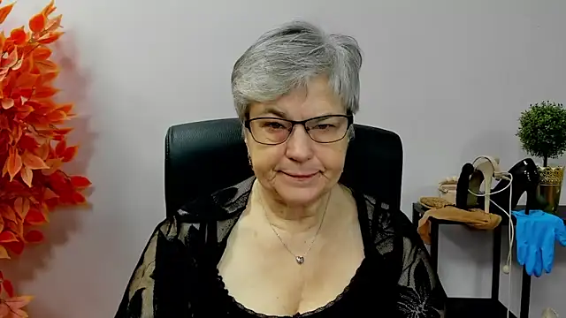 IrisDream online show from November 2025 07:08:01 AM