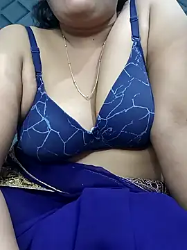 Snapshot of Cute-Raashii chatting on January 2025 05:01:01 PM Cute-Raashii online show from January 2025 05:01:01 PM