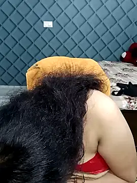 Snapshot of Cute-Raashii chatting on January 2025 11:55:01 PM Cute-Raashii online show from January 2025 11:55:01 PM