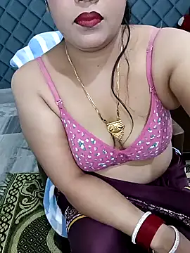 Snapshot of Cute-Raashii chatting on January 2025 06:05:02 AM Cute-Raashii online show from January 2025 06:05:02 AM