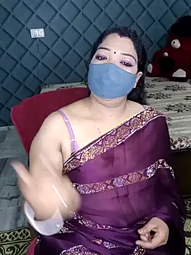 Snapshot of Cute-Raashii chatting on February 2025 05:18:02 PM Cute-Raashii online show from February 2025 05:18:02 PM