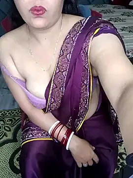 Snapshot of Cute-Raashii chatting on February 2025 09:46:02 PM Cute-Raashii online show from February 2025 09:46:02 PM