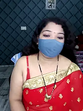 Snapshot of Cute-Raashii chatting on February 2025 06:09:02 PM Cute-Raashii online show from February 2025 06:09:02 PM