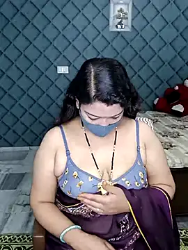 Snapshot of Cute-Raashii chatting on March 2025 04:35:01 PM Cute-Raashii online show from March 2025 04:35:01 PM