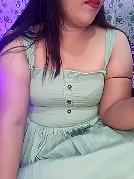 Snapshot of Cute-Raashii chatting on September 2025 09:44:01 AM Cute-Raashii online show from September 2025 09:44:01 AM