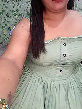 Snapshot of Cute-Raashii chatting on September 2025 01:08:02 AM Cute-Raashii online show from September 2025 01:08:02 AM