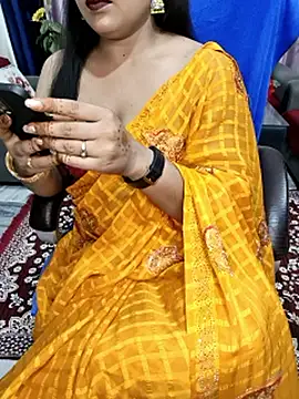 Cute-Raashii online show from June 2026 12:32:02 AM