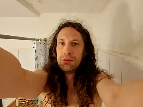 Snapshot of Josephine_LIVE chatting on October 2025 06:01:01 AM Josephine LIVE online show from October 2025 06:01:01 AM