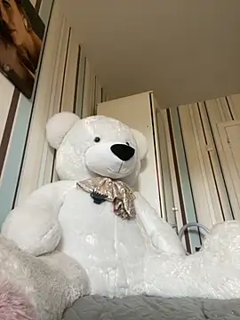 Liya my online show from October 2025 10:38:02 AM