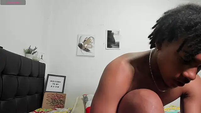 Snapshot of RoddyRich11 chatting on September 2025 12:17:02 PM RoddyRich11 online show from September 2025 12:17:02 PM