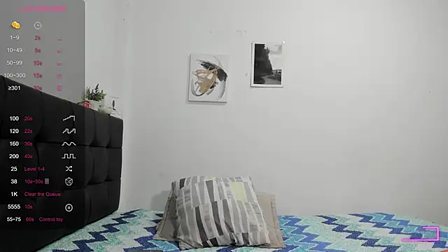 Snapshot of RoddyRich11 chatting on October 2025 11:45:02 AM RoddyRich11 online show from October 2025 11:45:02 AM