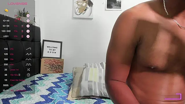 Snapshot of RoddyRich11 chatting on November 2025 11:42:02 AM RoddyRich11 online show from November 2025 11:42:02 AM