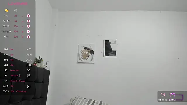 Snapshot of RoddyRich11 chatting on November 2025 11:43:02 AM RoddyRich11 online show from November 2025 11:43:02 AM