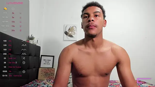 Snapshot of RoddyRich11 chatting on December 2025 11:50:01 AM RoddyRich11 online show from December 2025 11:50:01 AM