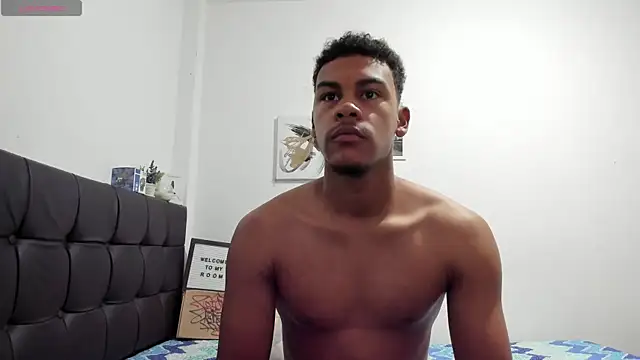 Snapshot of RoddyRich11 chatting on January 2026 12:09:02 PM RoddyRich11 online show from January 2026 12:09:02 PM