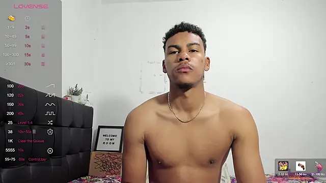 Snapshot of RoddyRich11 chatting on February 2026 12:01:02 PM RoddyRich11 online show from February 2026 12:01:02 PM