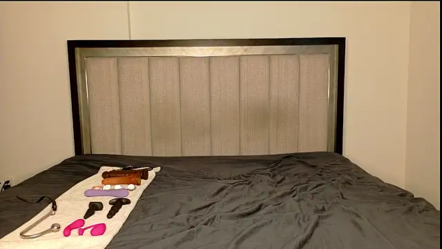 misscatxo online show from January 2025 06:17:01 PM