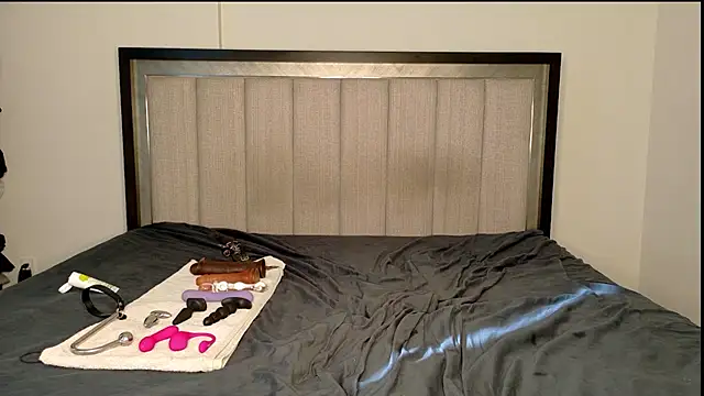 misscatxo online show from February 2025 08:37:01 PM