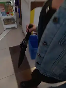 sophie banger online show from February 2026 08:51:01 PM