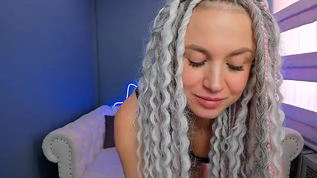 rock n roxy online show from January 2025 05:09:01 AM