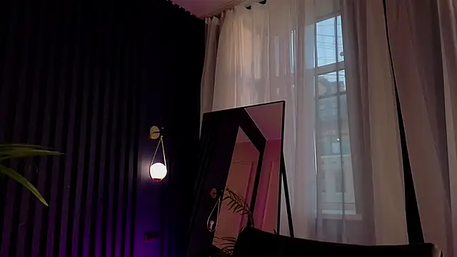 Snapshot of CassieCool chatting on November 2025 12:48:02 PM CassieCool online show from November 2025 12:48:02 PM