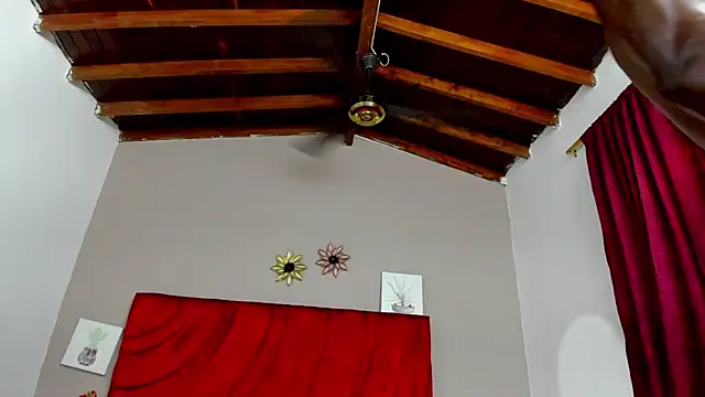 Snapshot of jhonjairo85_ chatting on March 2025 03:56:02 AM jhonjairo85 online show from March 2025 03:56:02 AM