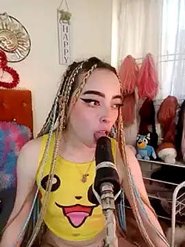 Yennastone online show from December 2024 06:46:01 PM