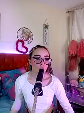 Yennastone online show from January 2025 05:05:02 PM