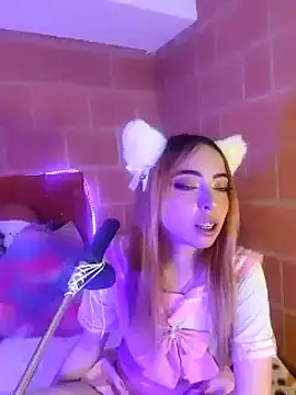 Yennastone online show from February 2025 01:13:01 AM