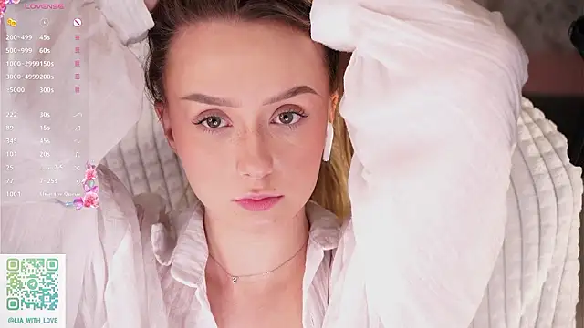 HollisBeckett online show from February 2026 07:02:01 AM