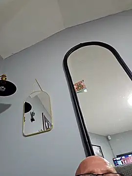 dickinyouto online show from April 2026 07:25:02 PM