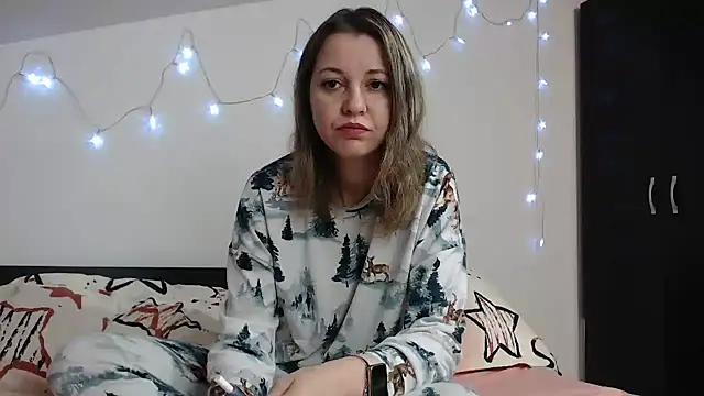 Snapshot of SweetMaddy888 chatting on January 2025 04:04:01 AM SweetMaddy888 online show from January 2025 04:04:01 AM