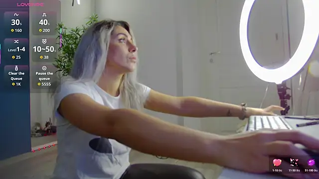 CelineMeyerr online show from May 2026 05:03:02 AM