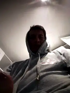 gigolopez1 online show from February 2026 08:04:01 PM