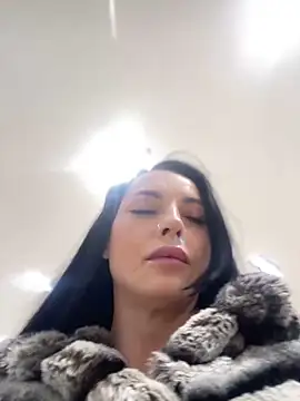 Snapshot of Roxana-Sexy chatting on February 2025 05:34:02 AM Roxana-Sexy online show from February 2025 05:34:02 AM