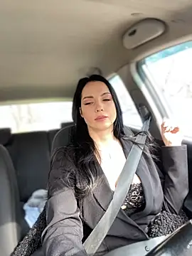 Snapshot of Roxana-Sexy chatting on March 2025 05:19:01 AM Roxana-Sexy online show from March 2025 05:19:01 AM