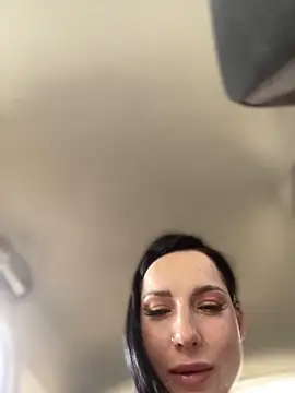 Snapshot of Roxana-Sexy chatting on March 2025 08:39:01 AM Roxana-Sexy online show from March 2025 08:39:01 AM