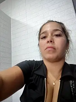 LaurenWelly  online show from November 2025 09:15:01 PM